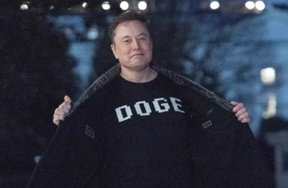 马斯克动动手指 瞬间损失亿